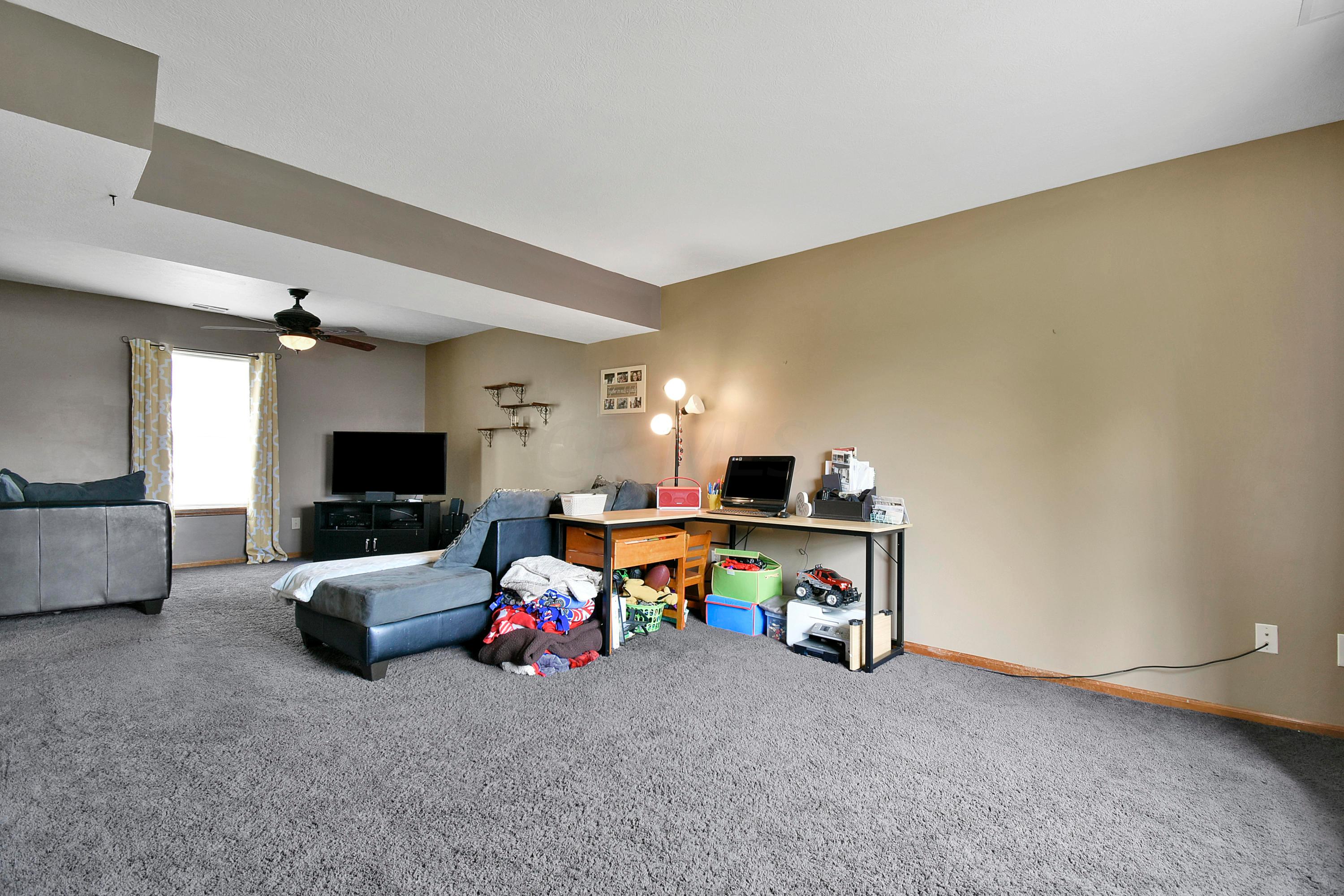 101 Almahurst Road Pataskala, OH 43062 - Photo 8 of 25