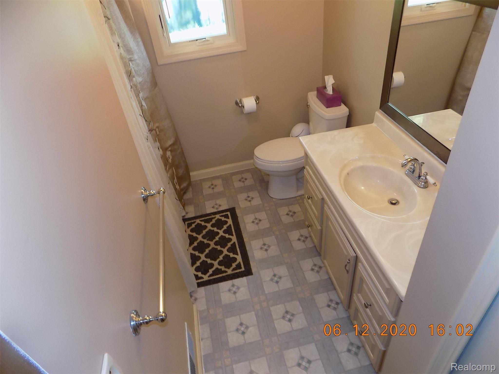 80300 Coon Creek Road Armada, MI 48005 - Photo 15 of 43 DSCN0591.JPG