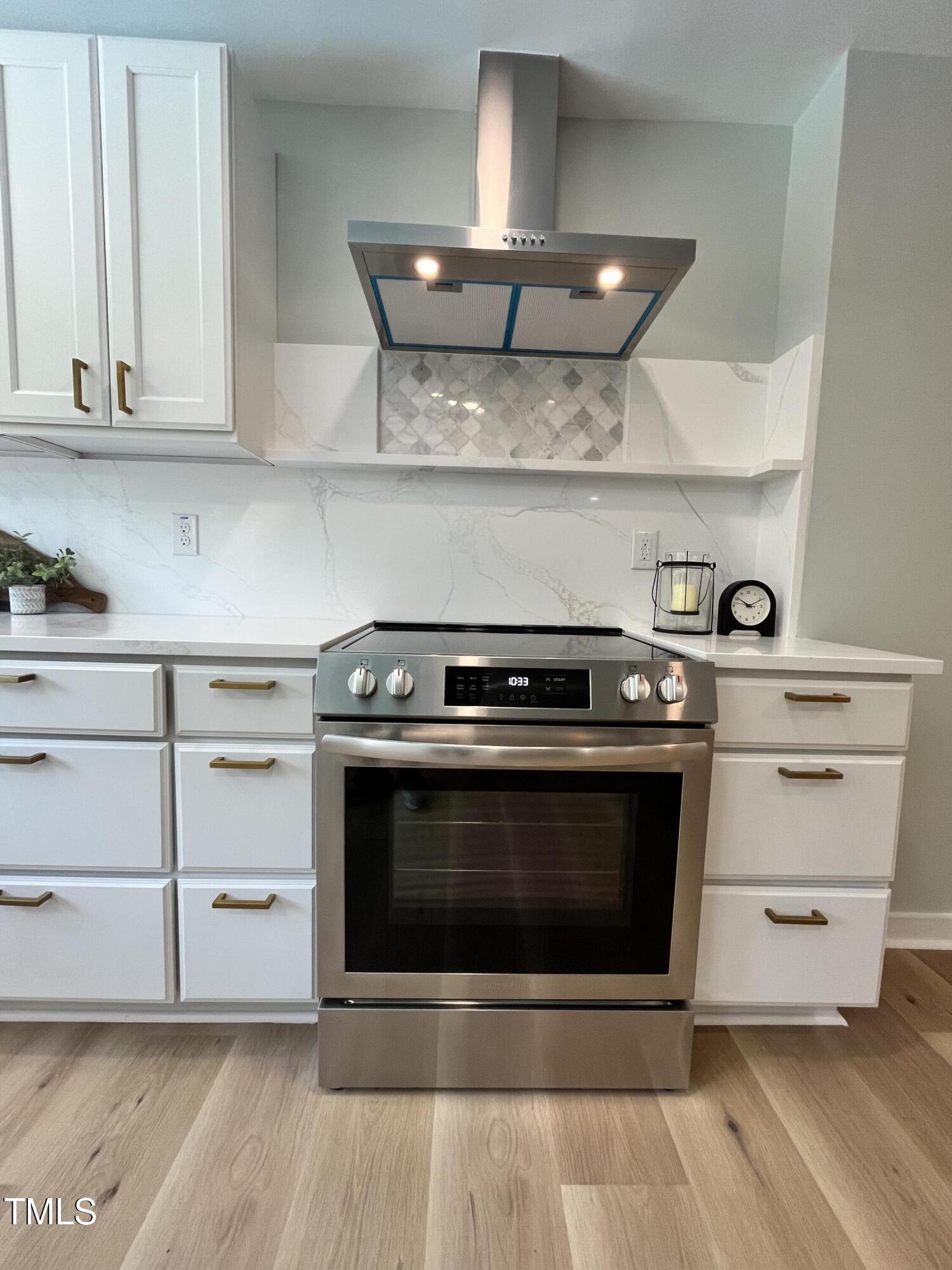 6801 Holly Springs Road Raleigh, NC 27606 - Photo 6 of 34 IMG_3525