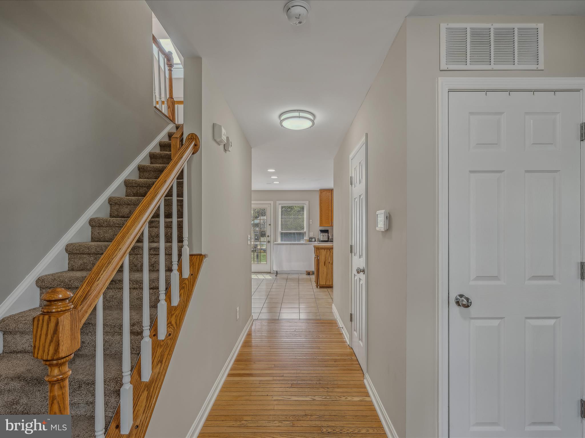 114 Woodrow Road Winchester, VA 22602 - Photo 12 of 56 Foyer