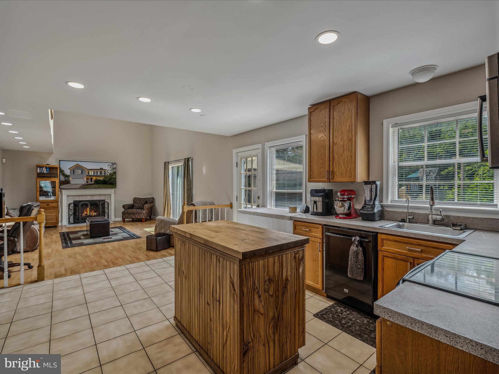 114 Woodrow Road Winchester, VA 22602 - Photo 17 of 56 Kitchen