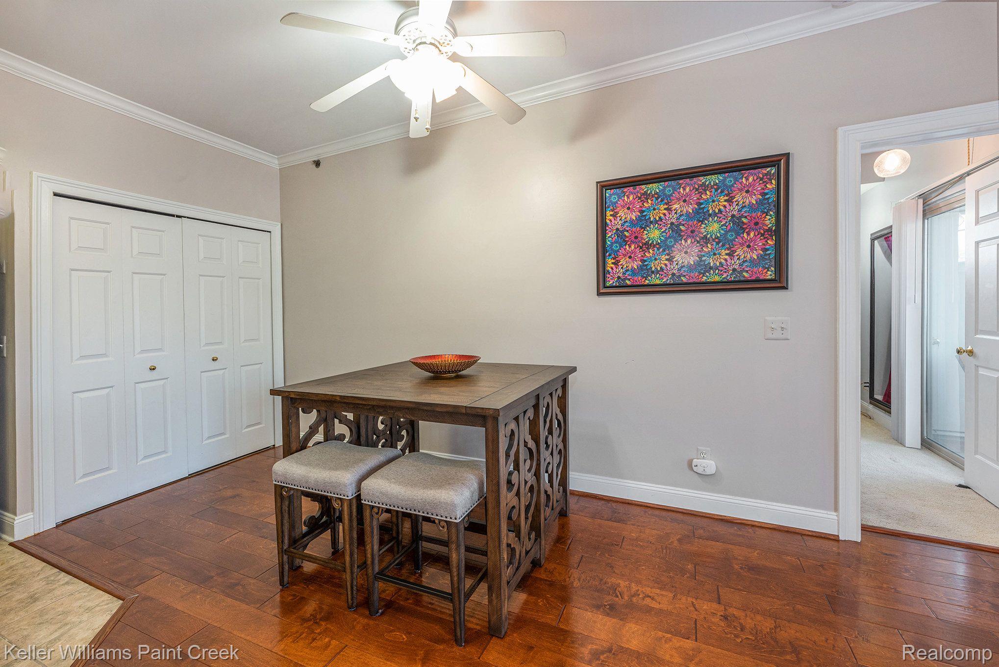 39160 Hayes Road Clinton Township, MI 48038 - Photo 10 of 35 Large Dining area, Secure Building