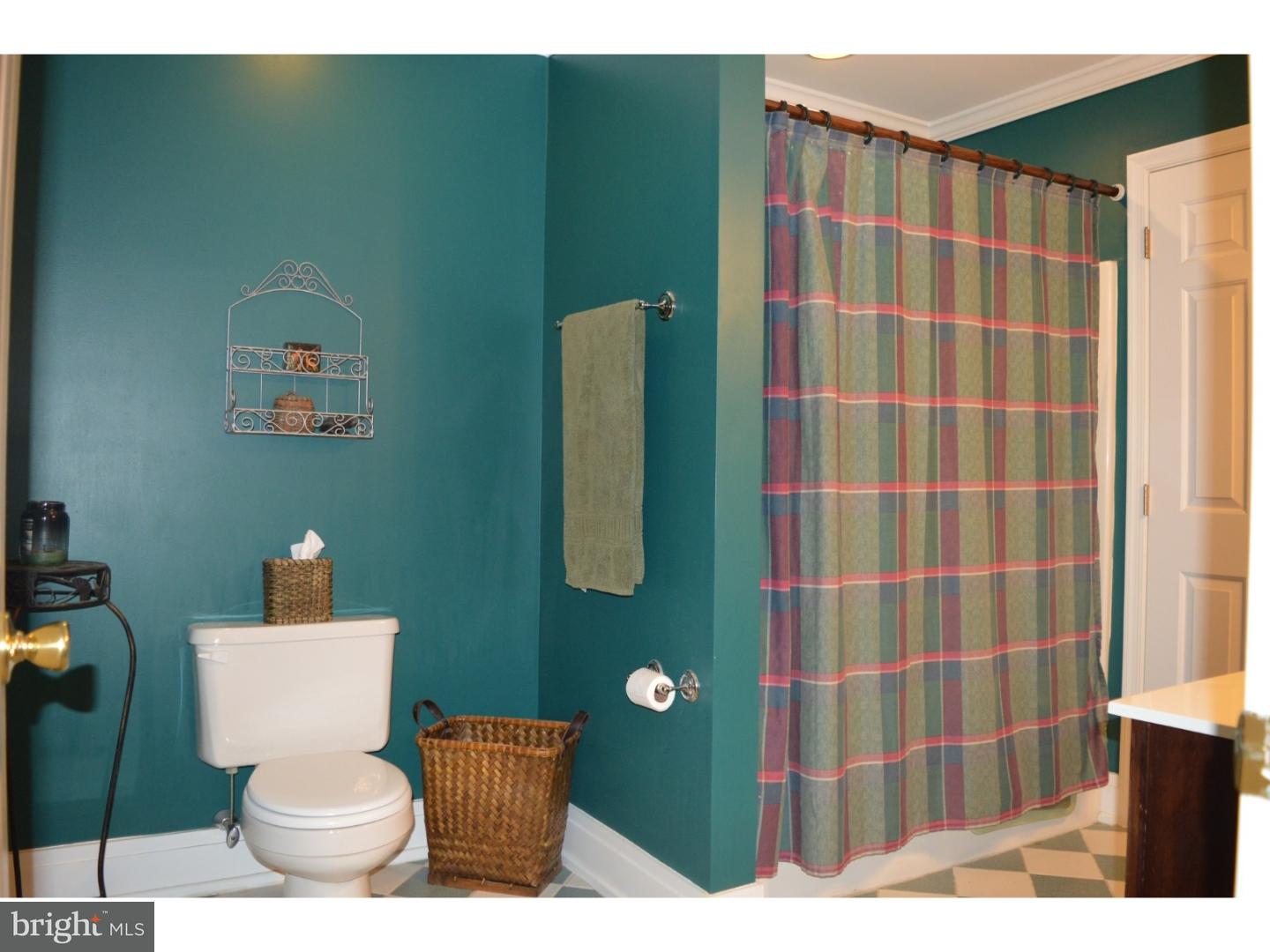 26 Wulaton Road Kintnersville, PA 18930 - Photo 23 of 25 Bathroom
