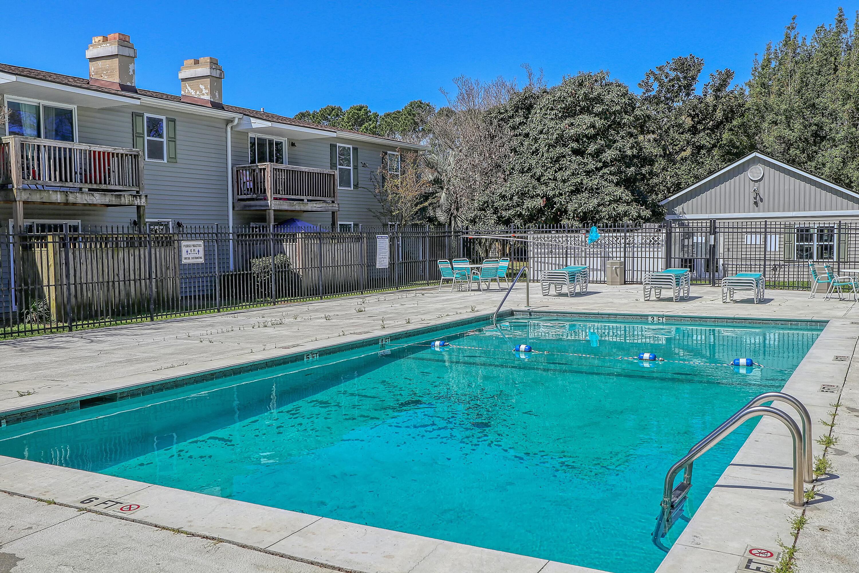 1402 Camp Road, Unit 4E Charleston, SC 29412 - Photo 21 of 31 1402 Camp Rd 4E