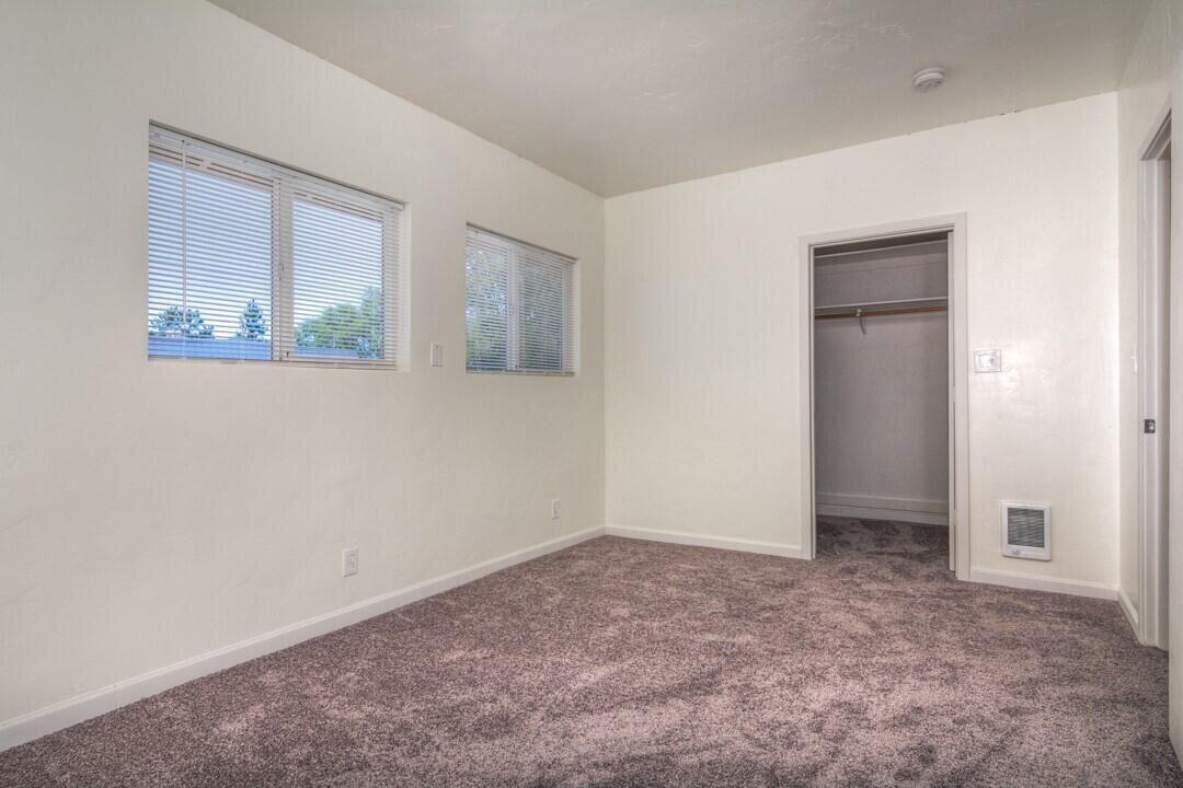 186 Southwest D Street Madras, OR 97741 - Photo 43 of 44 ADU Bedroom