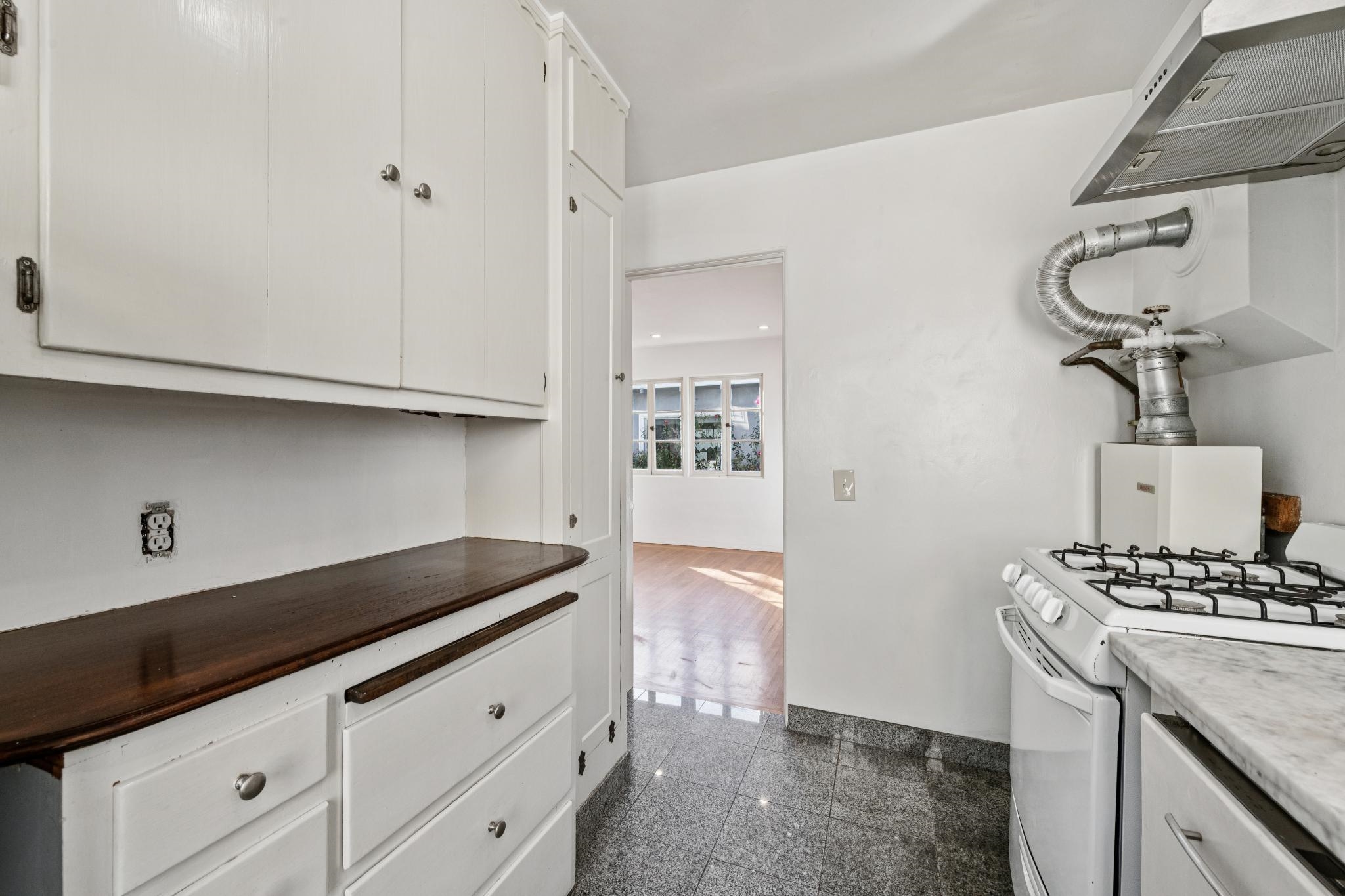 1411 Hearst Avenue, Unit 2 Berkeley, CA 94702 - Photo 11 of 27