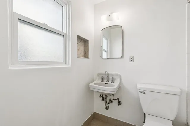 $429,000 | 1411 Hearst Avenue, Unit 2, Berkeley, CA 94702