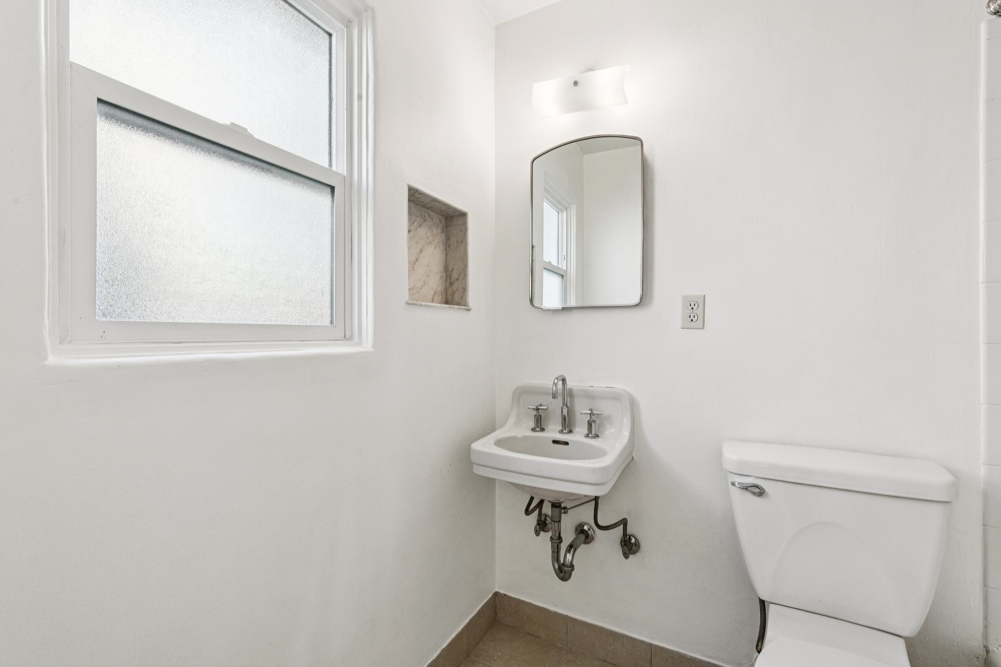 1411 Hearst Avenue, Unit 2 Berkeley, CA 94702 - Photo 17 of 27