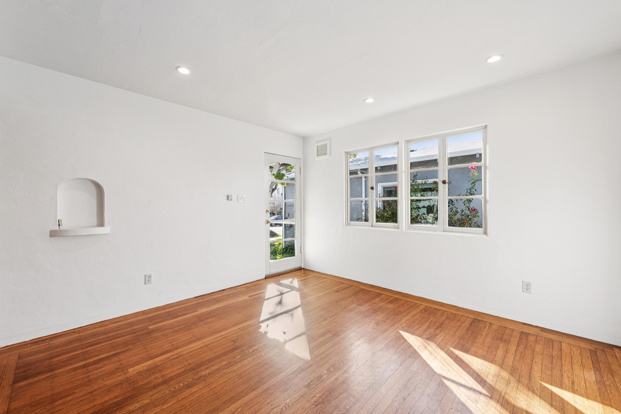 1411 Hearst Avenue, Unit 2 Berkeley, CA 94702 - Photo 5 of 27