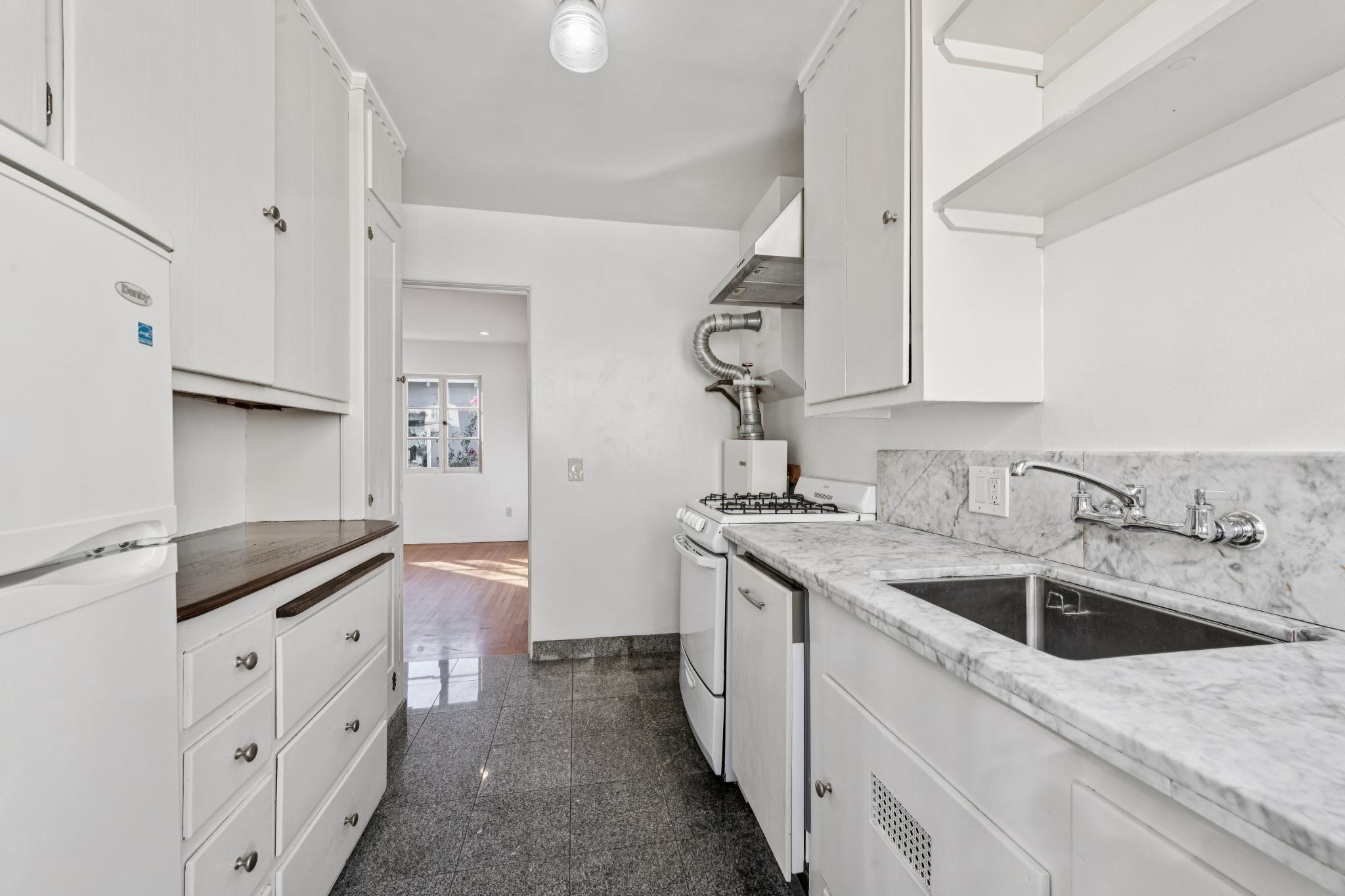 1411 Hearst Avenue, Unit 2 Berkeley, CA 94702 - Photo 10 of 27