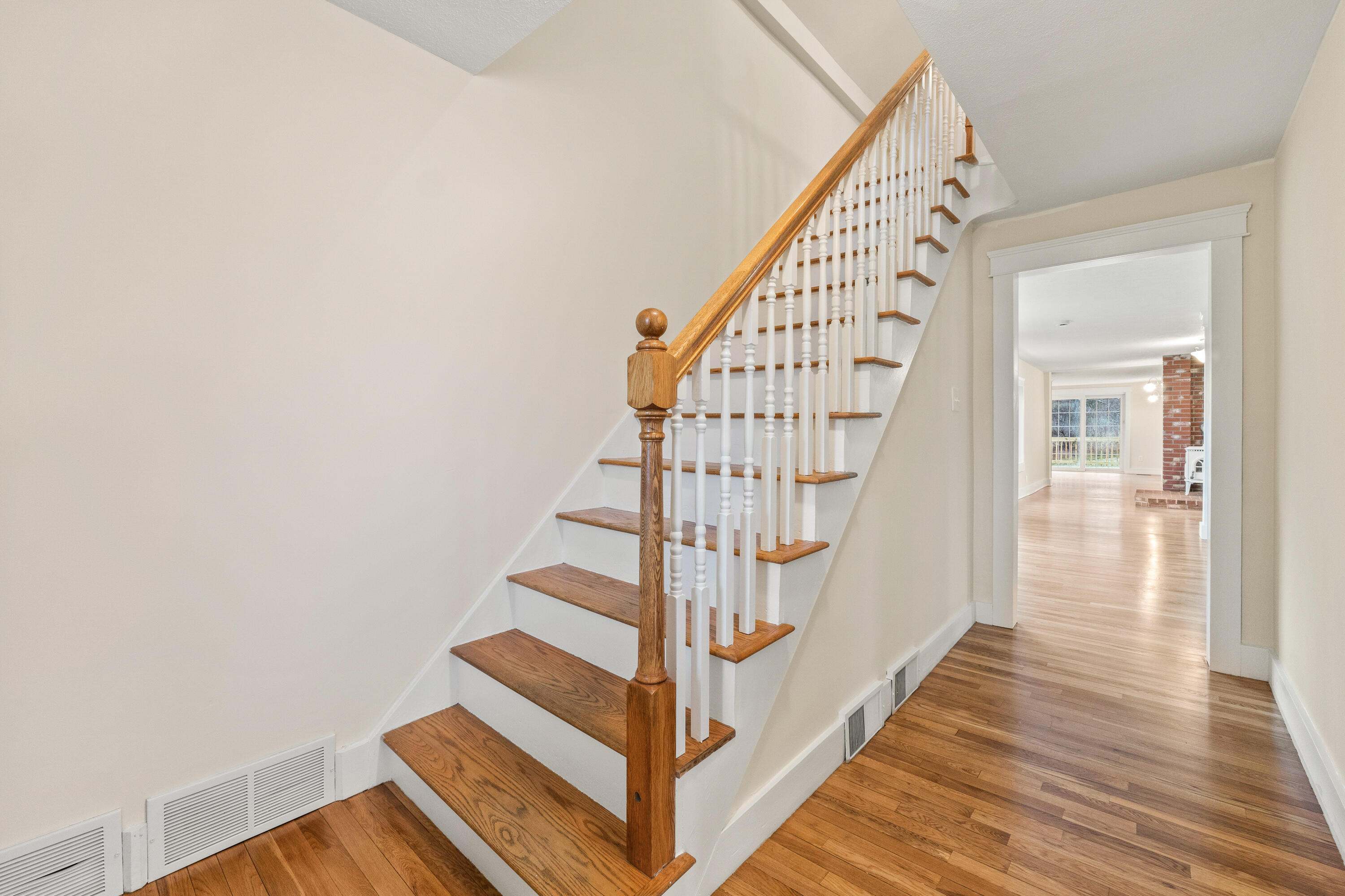 619 Gardiner Road Wales, ME 04280 - Photo 8 of 53 619 Gardiner Rd_125