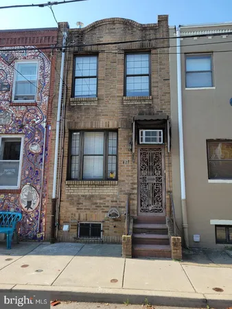 $1,850 | 838 Sears Street, Philadelphia, PA 19147
