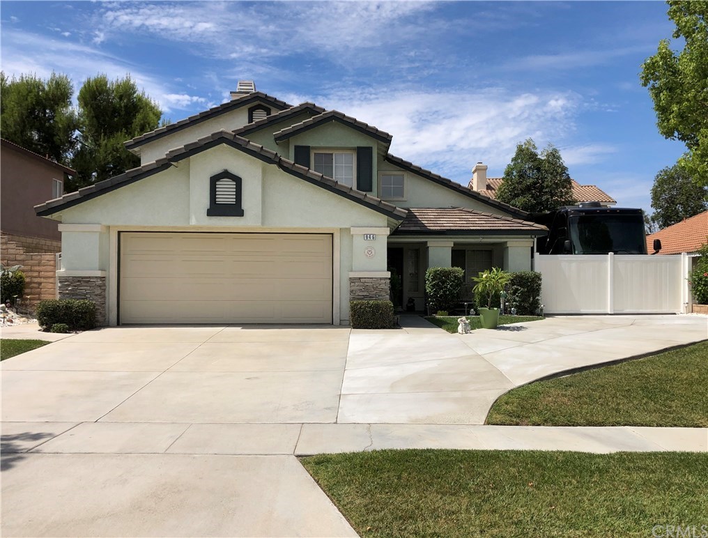 946 Cheyenne Road Corona, CA 92878 - Photo 1 of 28 Gallery Image 1