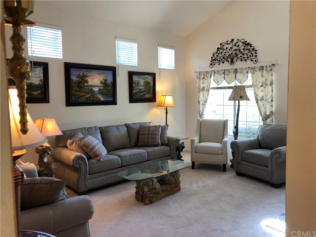 946 Cheyenne Road Corona, CA 92878 - Photo 4 of 28 Gallery Image 4
