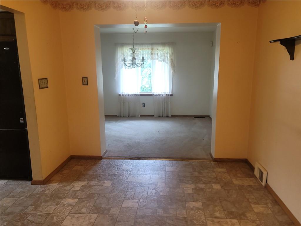 3719 Hollow Road New Castle, PA 16101 - Photo 11 of 28 Gallery Image 11