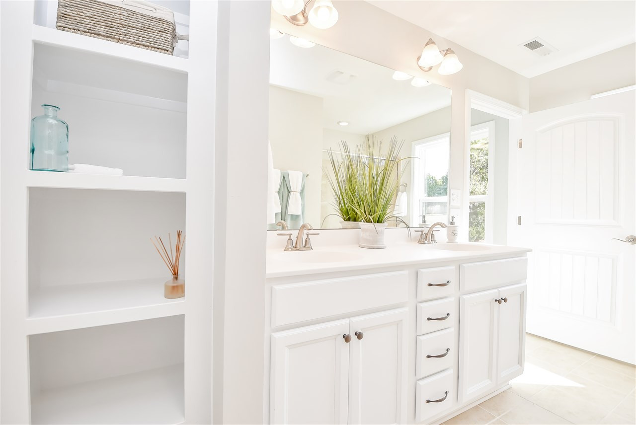 5501 Nur Lane Raleigh, NC 27606 - Photo 16 of 25 Photo 16