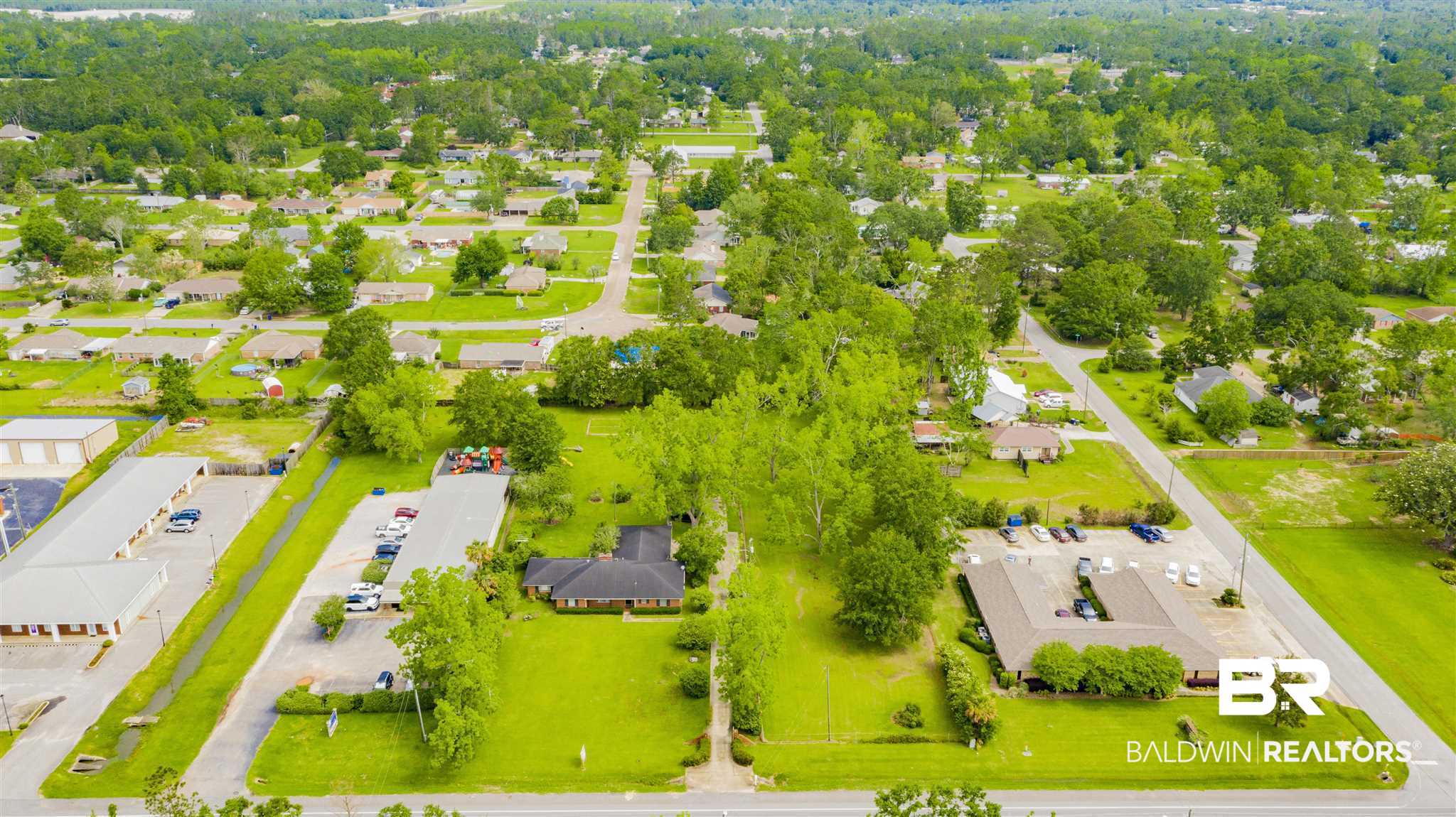 706 West Laurel Avenue Foley, AL 36535 - Photo 27 of 33
