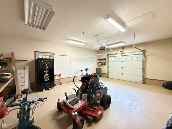$343,000 | 1131 Tonya Drive, Clinton, IN 47842
