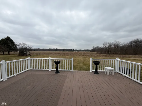 $343,000 | 1131 Tonya Drive, Clinton, IN 47842
