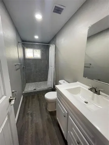 $1,600 | 2148 Brookfield Avenue, Dallas, TX 75235