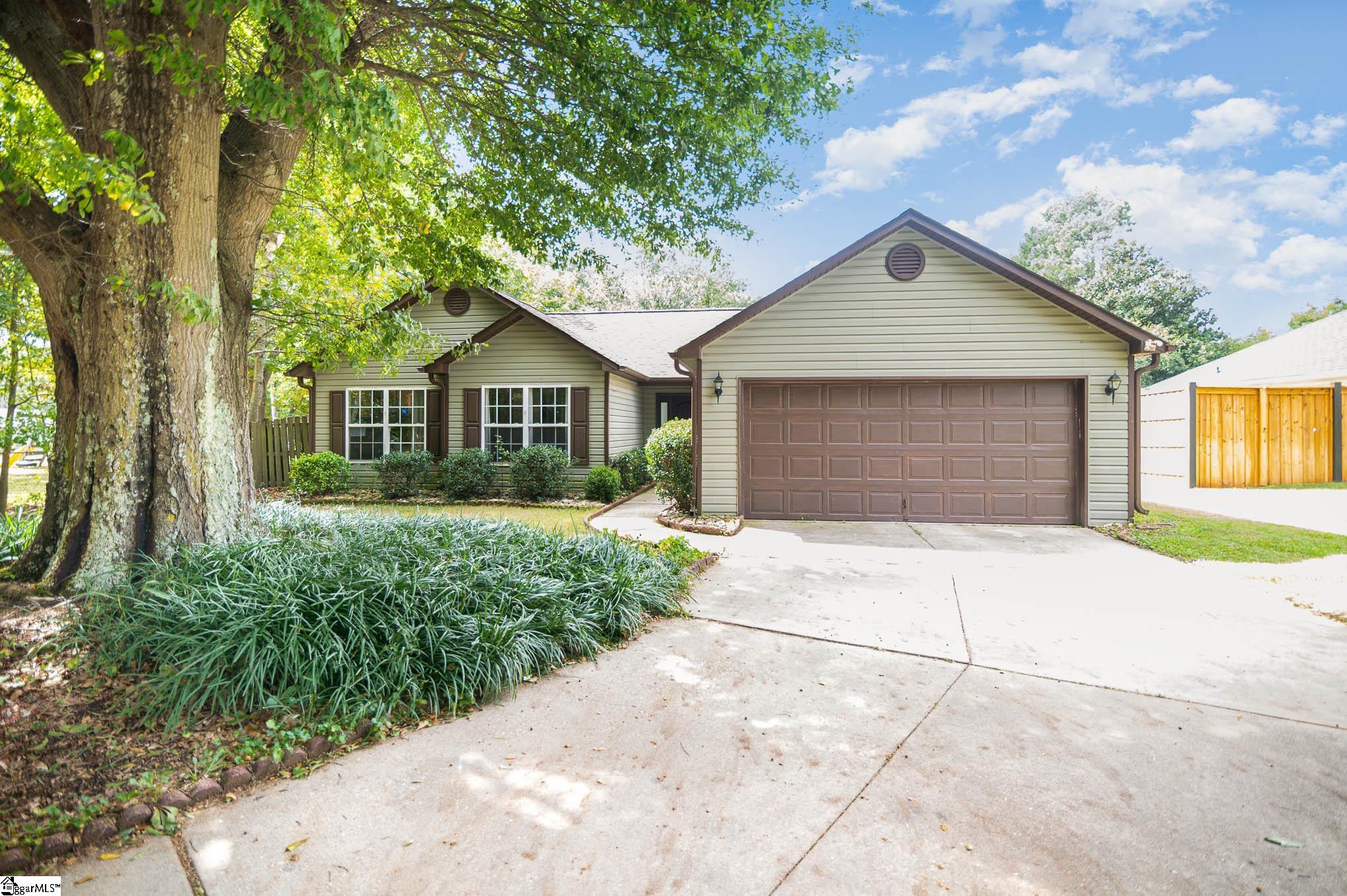 504 Pollard Road Simpsonville, SC 29681 - Photo 1 of 30 Gallery Image 1