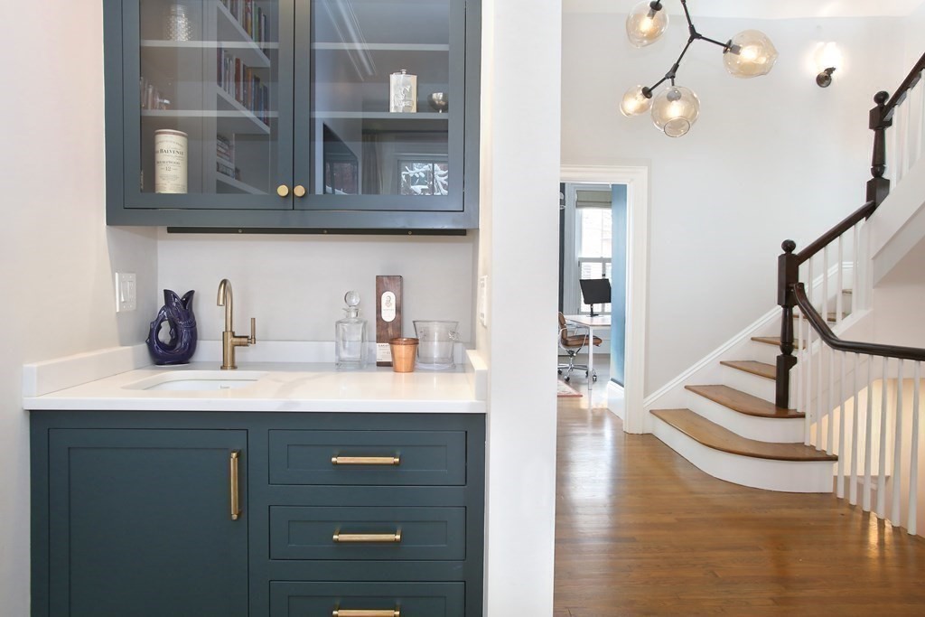 14 Rutland Square Boston, MA 02118 - Photo 9 of 19