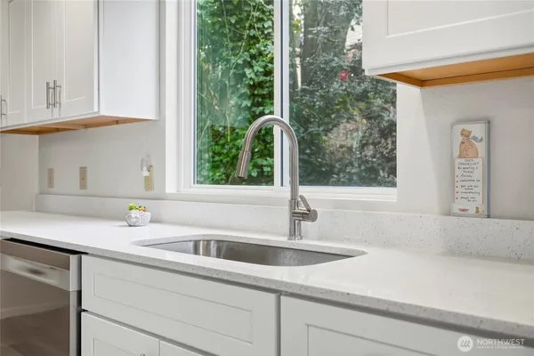 $330,000 | 4404 Terrace Drive, Unit 8, Everett, WA 98203