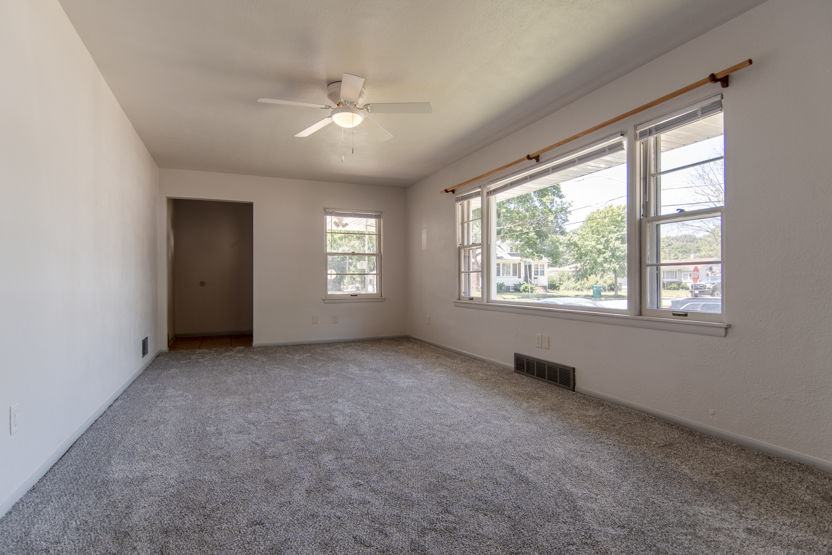 400 South Reed Street Joliet, IL 60436 - Photo 8 of 23