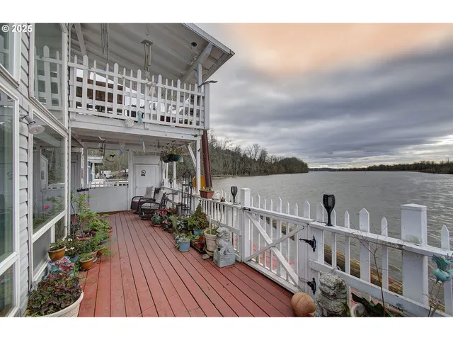 $315,000 | 4911 Northwest 122nd Street, Unit 11, Vancouver, WA 98660