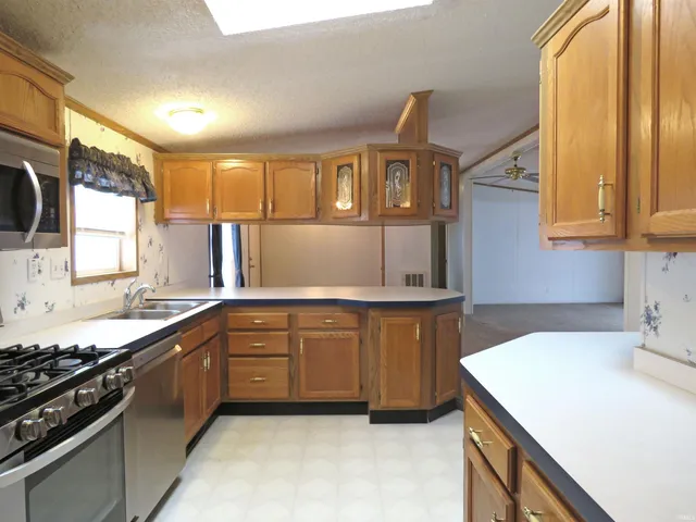 $169,900 | 408 1st Street, Otterbein, IN 47970