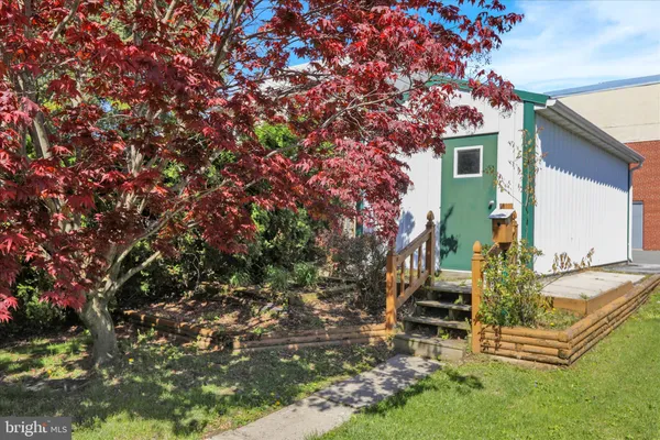 $169,900 | 41 West Washington Street, Fleetwood, PA 19522