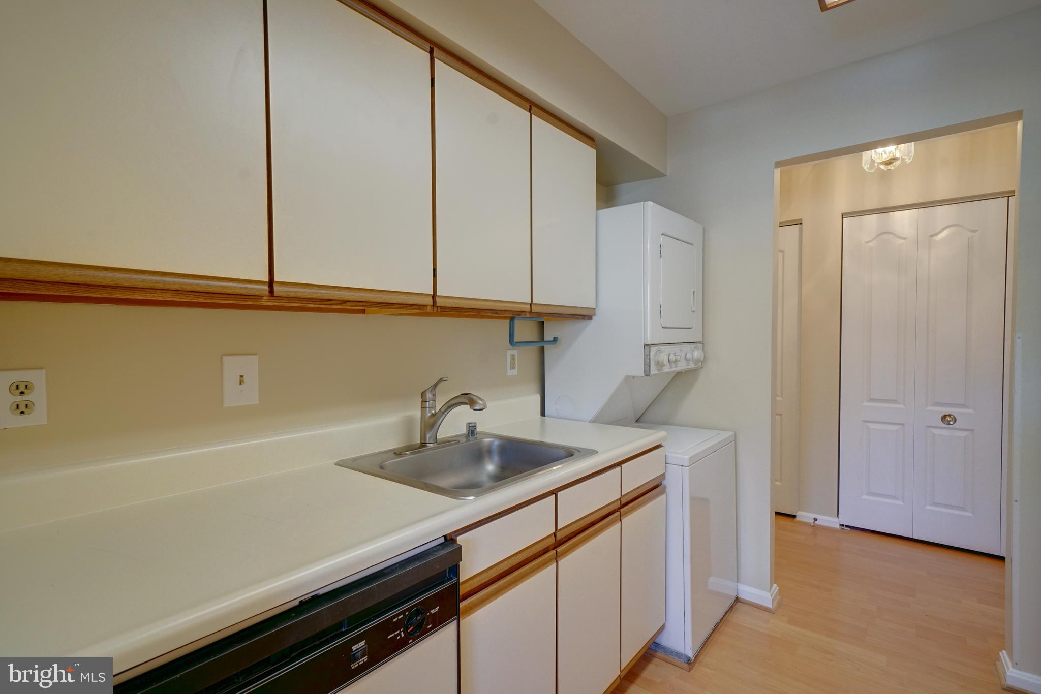 8354 Montgomery Run Road, Unit H Ellicott City, MD 21043 - Photo 11 of 32