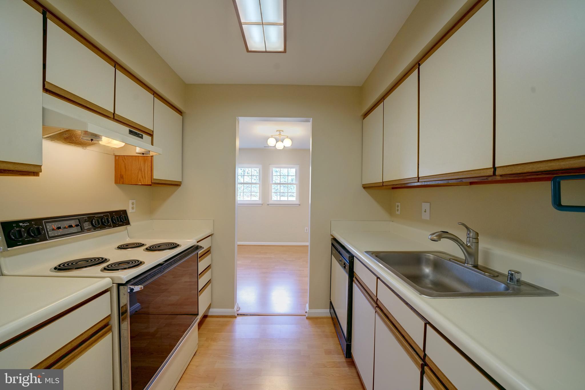 8354 Montgomery Run Road, Unit H Ellicott City, MD 21043 - Photo 13 of 32