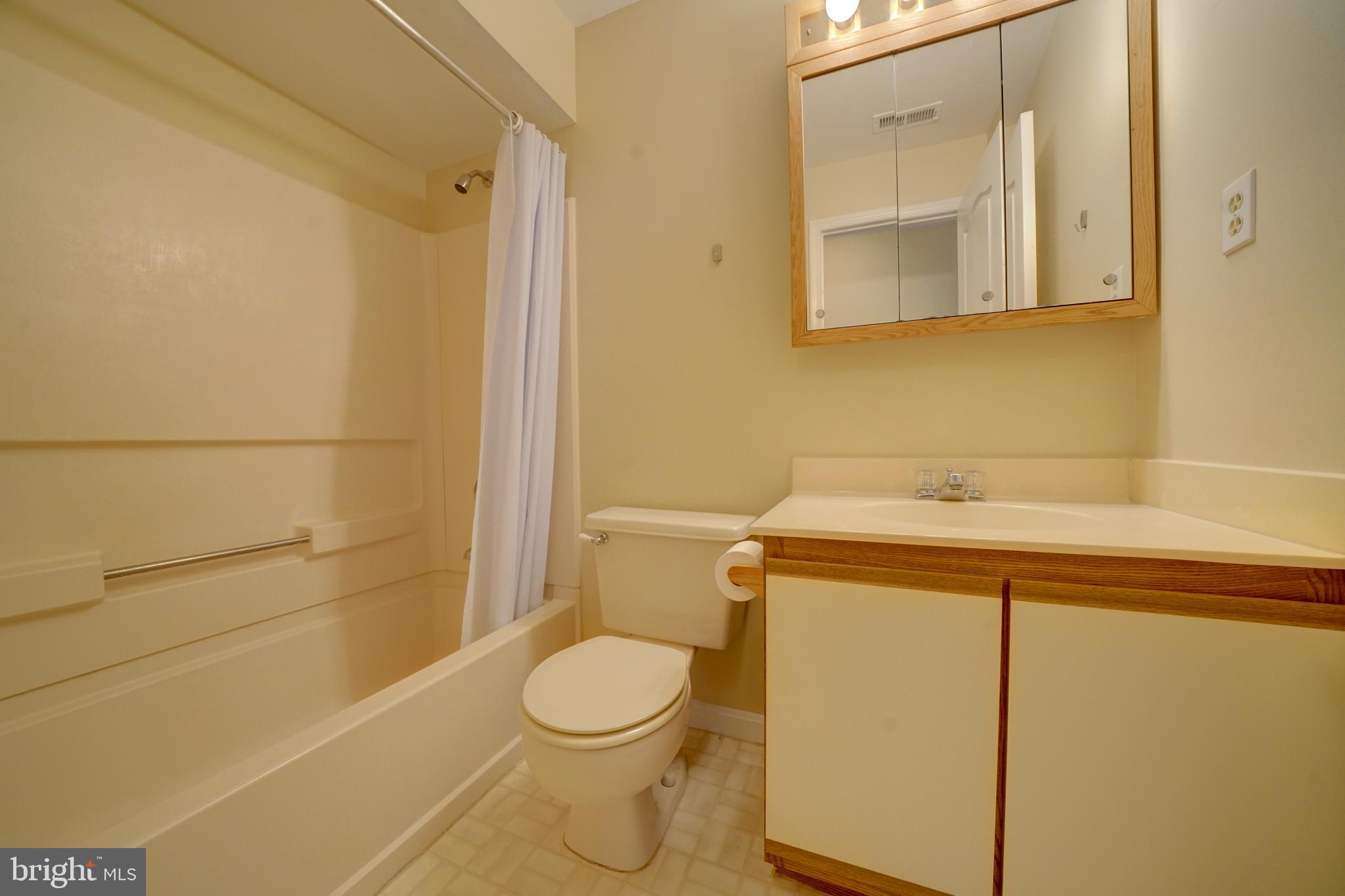 8354 Montgomery Run Road, Unit H Ellicott City, MD 21043 - Photo 26 of 32