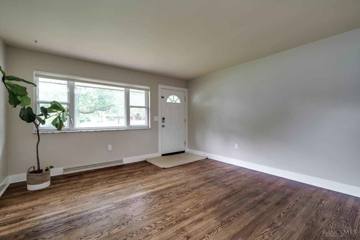 1327 Fuhrman Road Reading, OH 45215 - Photo 7 of 29 Gallery Image 7