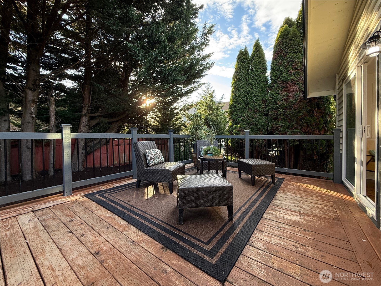 2009 North 154th Place Shoreline, WA 98133 - Photo 35 of 40