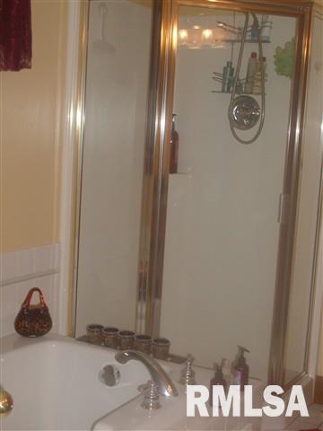 3303 Telegraph Road Davenport, IA 52802 - Photo 14 of 22 Gallery Image 14