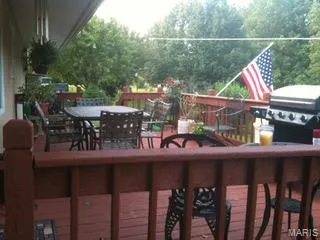 $275,000 | 694 East 2735th Avenue, Ramsey, IL 62080