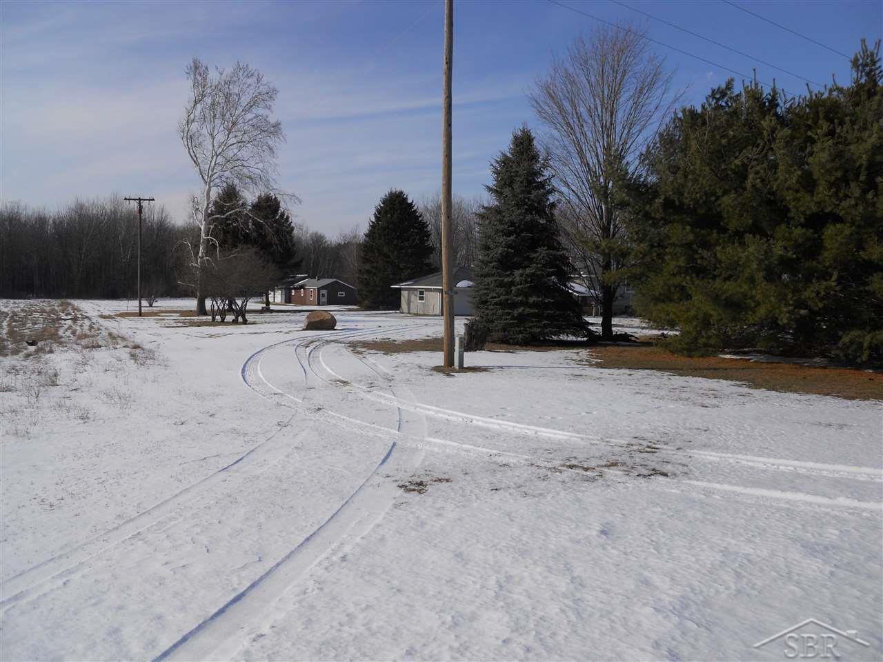 8646 Barkley Road Millington, MI 48746 - Photo 44 of 51 31277365-43.JPG