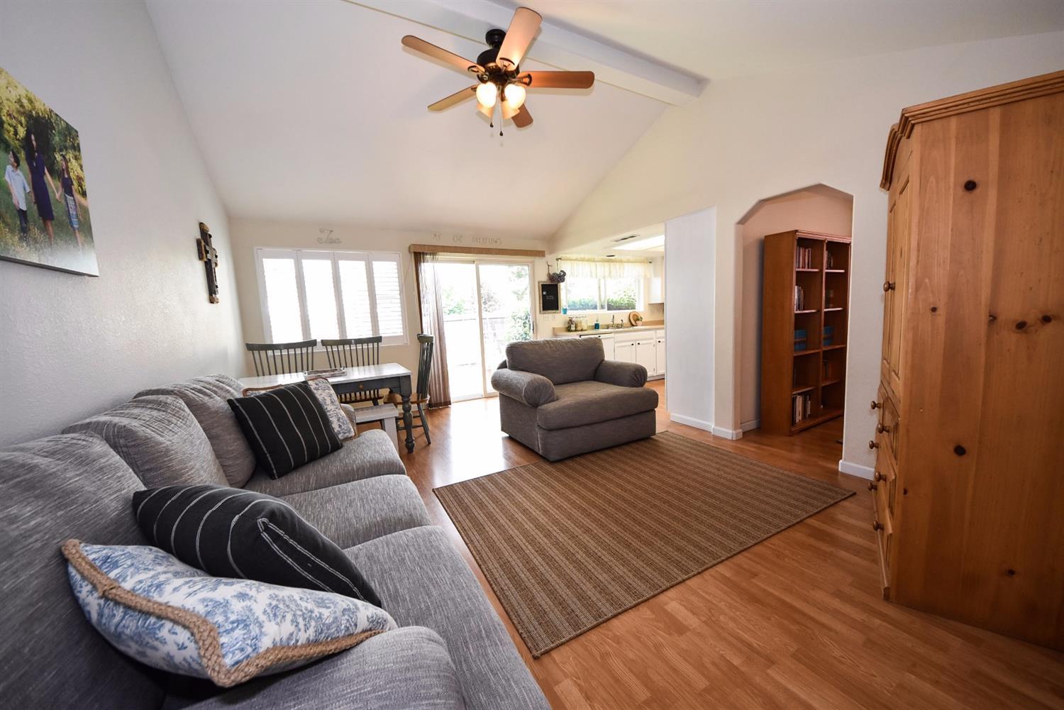 469 Mace Road Medford, OR 97501 - Photo 10 of 28 Additional Photo