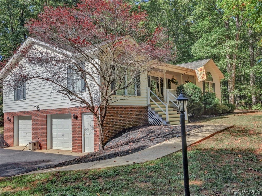 1550 Palmore Road Powhatan, VA 23139 - Photo 1 of 33 Gallery Image 1