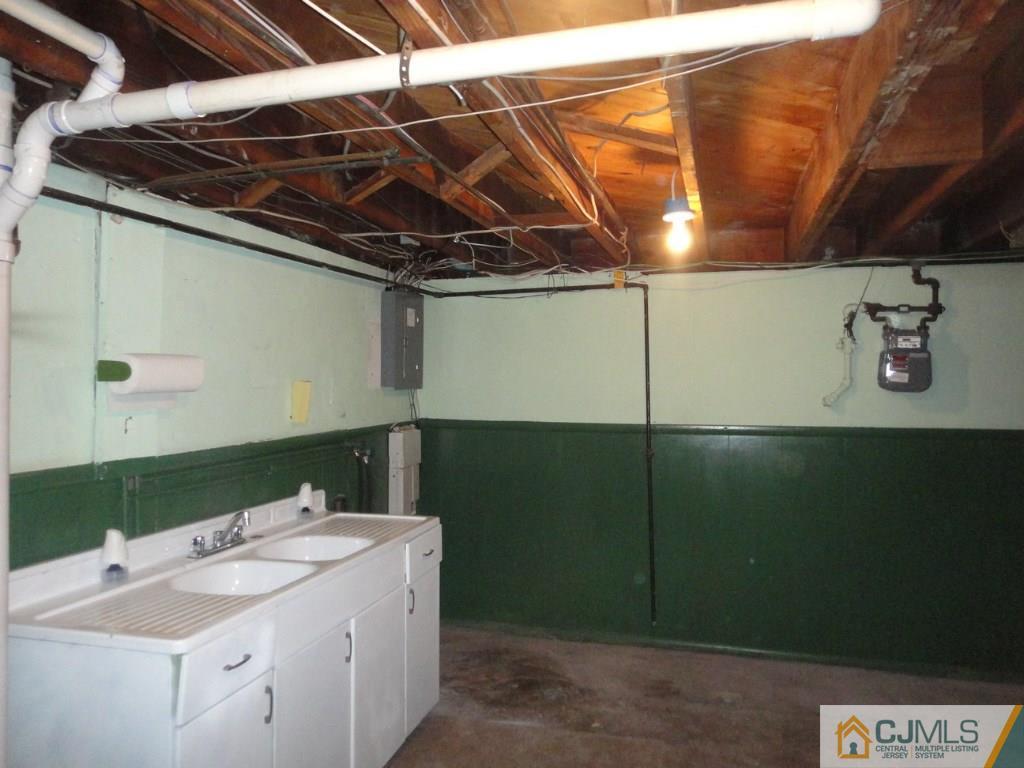 405 Decatur Avenue Middlesex, NJ 08846 - Photo 11 of 14 Gallery Image 11