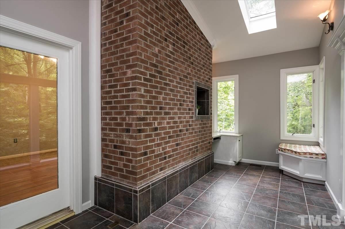 8445 Holly Springs Road Raleigh, NC 27606 - Photo 10 of 30 Gallery Image 10