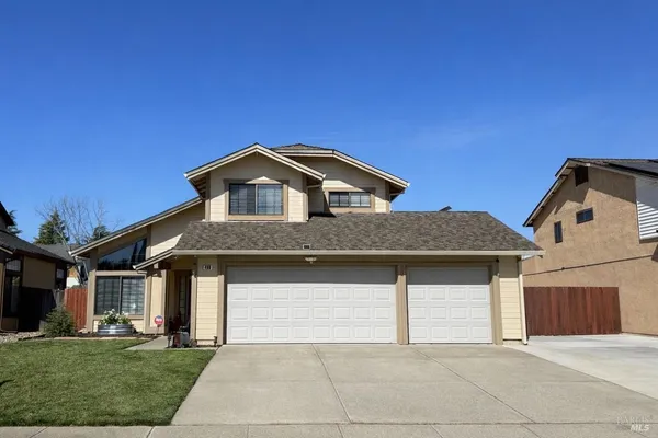 $645,000 | 406 Lupine Circle, Vacaville, CA 95687