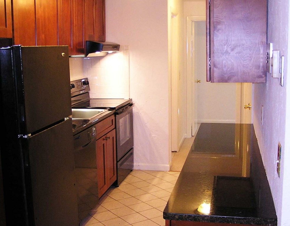 176 Swanson Road, Unit 302 Boxborough, MA 01719 - Photo 4 of 13