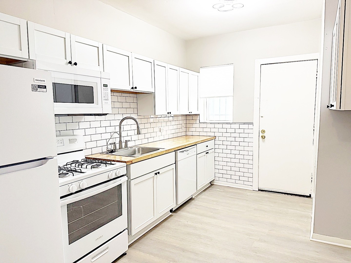 902 West Margate Terrace, Unit 2D Chicago, IL 60640 - Photo 2 of 14