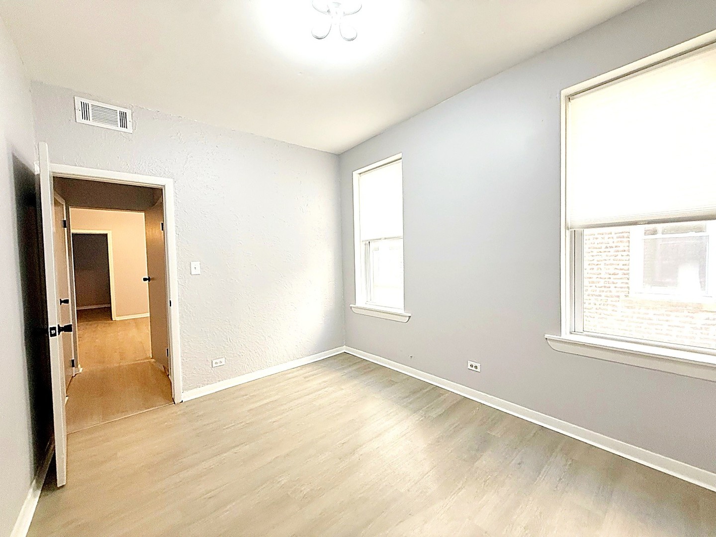 902 West Margate Terrace, Unit 2D Chicago, IL 60640 - Photo 9 of 14