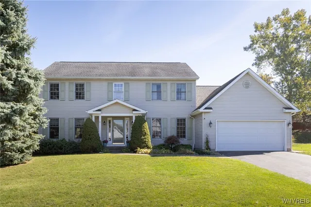 $599,900 | 103 Burbank Drive, Orchard Park, NY 14127