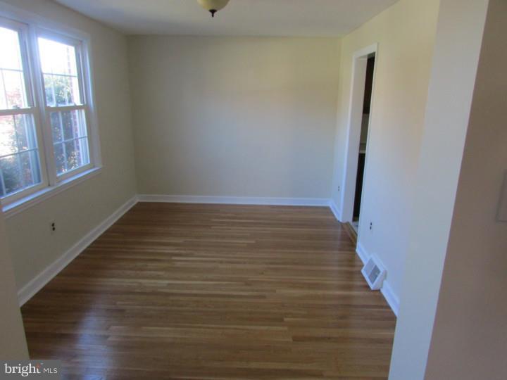 538 Scenic Road Springfield, PA 19064 - Photo 3 of 11 Dining Room