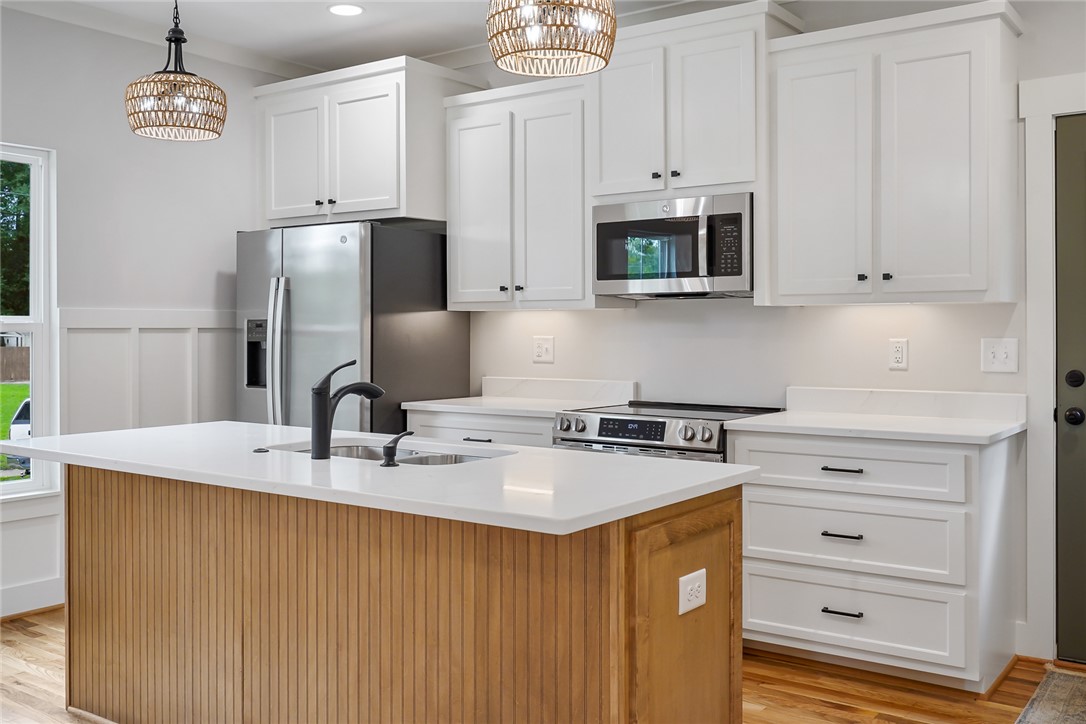 504 East Main Street Pendleton, SC 29670 - Photo 16 of 33